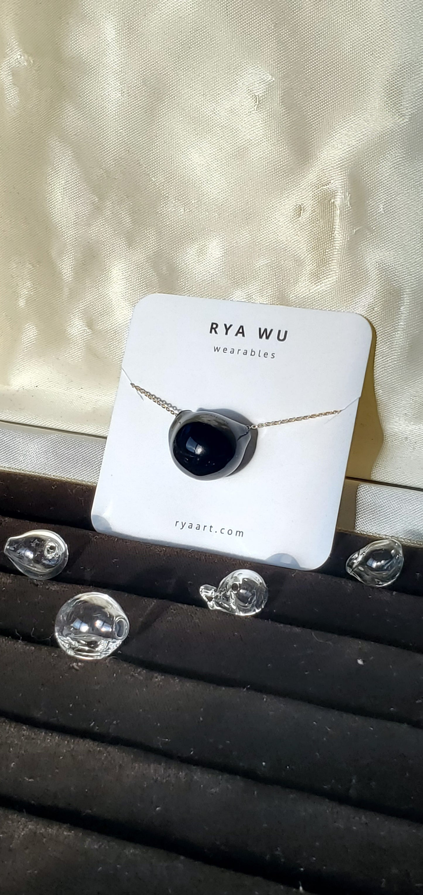 The Black Bauble Necklace